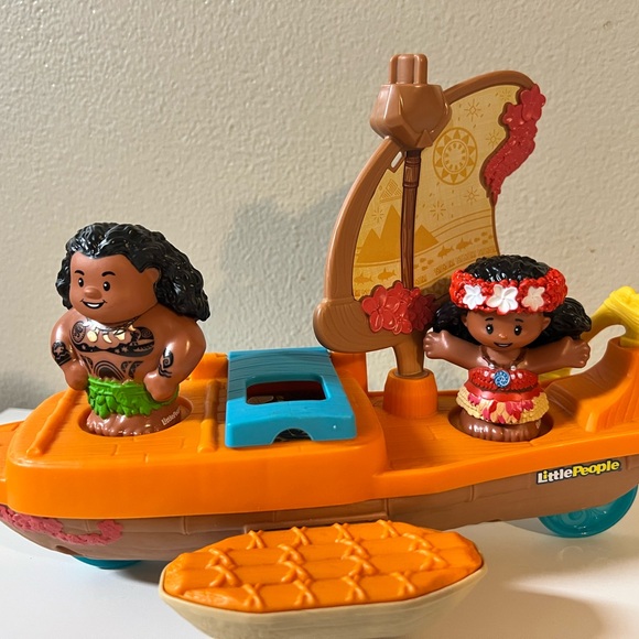 Moana Canoe Toy Set - Orange - Picture 1 of 2